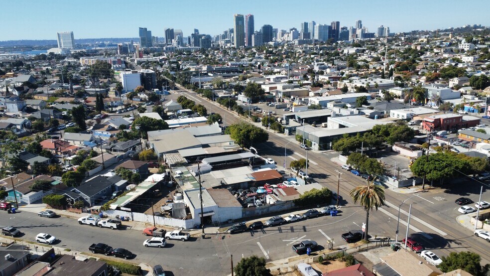 More Photos Of 2699 Commercial St, San Diego Service For Sale