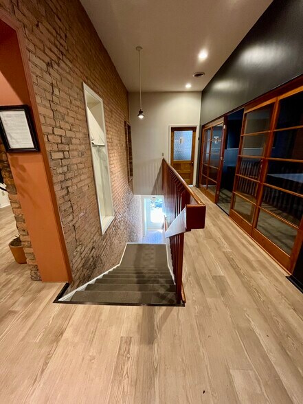 More Photos Of 610 Adams St, Toledo Office For Lease