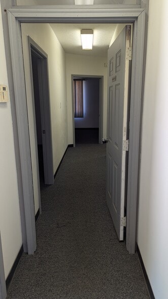 More Photos Of 3657 Lost Nation Rd, Willoughby Warehouse For Lease