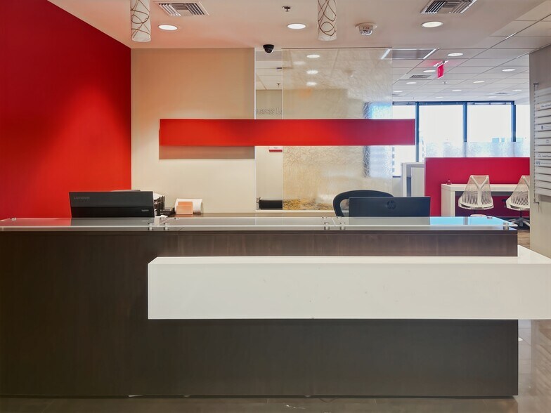 More Photos Of 20 E Thomas Rd, Phoenix Coworking Space