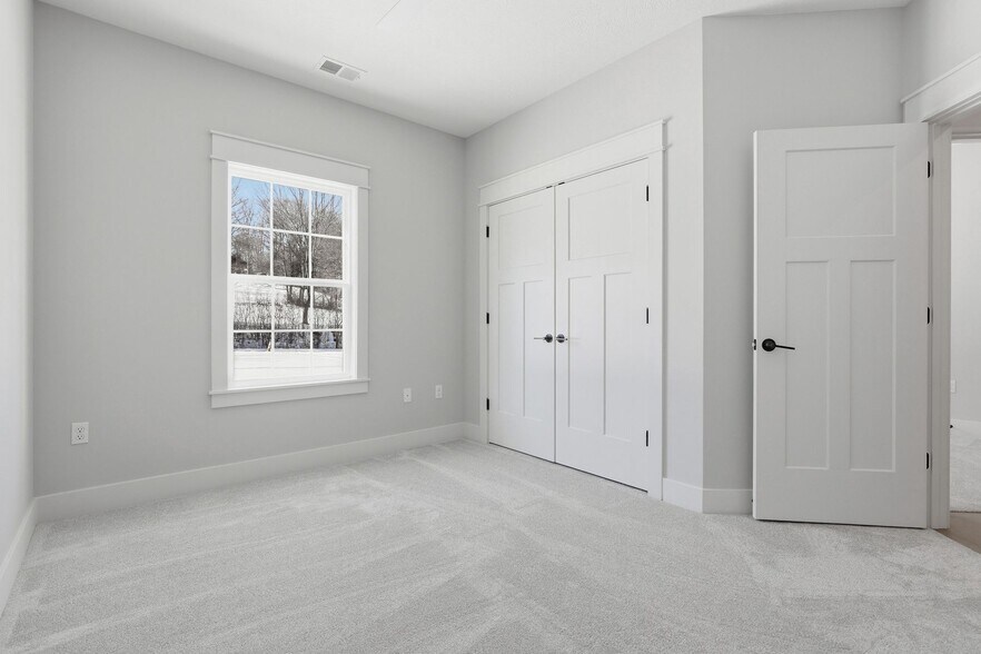 More Photos Of 100 Huselton Dr, Butler Multifamily For Sale