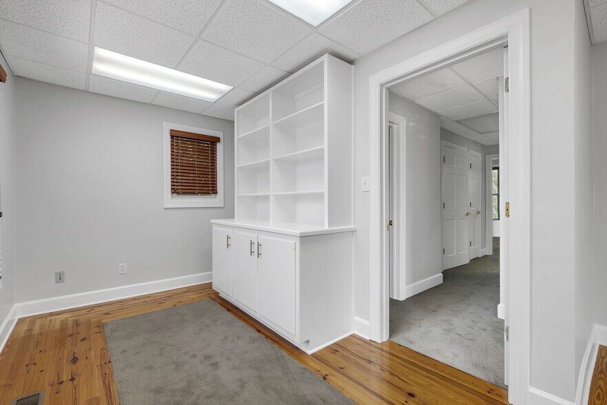 More Photos Of 107 W 5th, Tallahassee Office For Lease