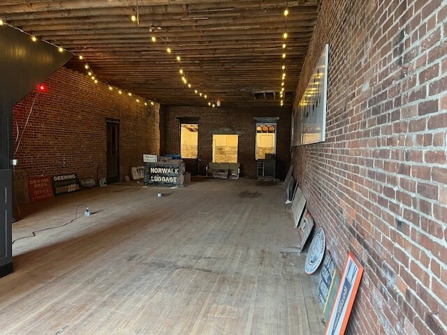 More Photos Of 10 Commerce St, Norwalk Storefront Retail Residential For Sale