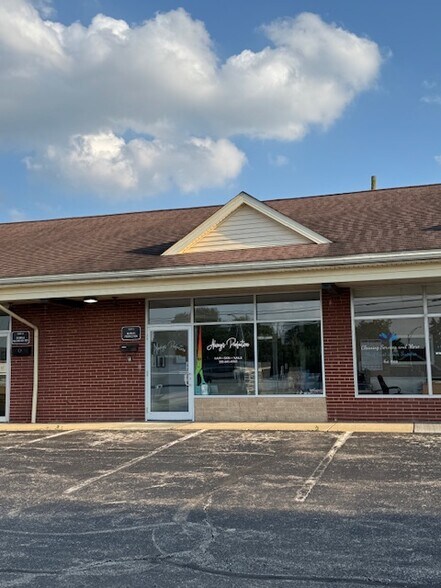 More Photos Of 1630 Schiller Ave, Cuyahoga Falls Office For Lease