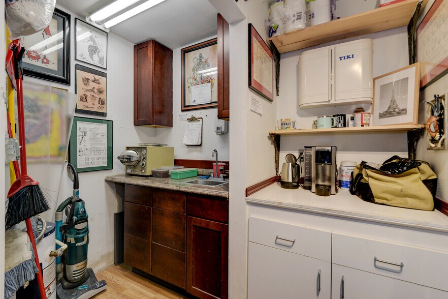 More Photos Of 3700 Pacific Ave SE, Olympia General Retail For Sale