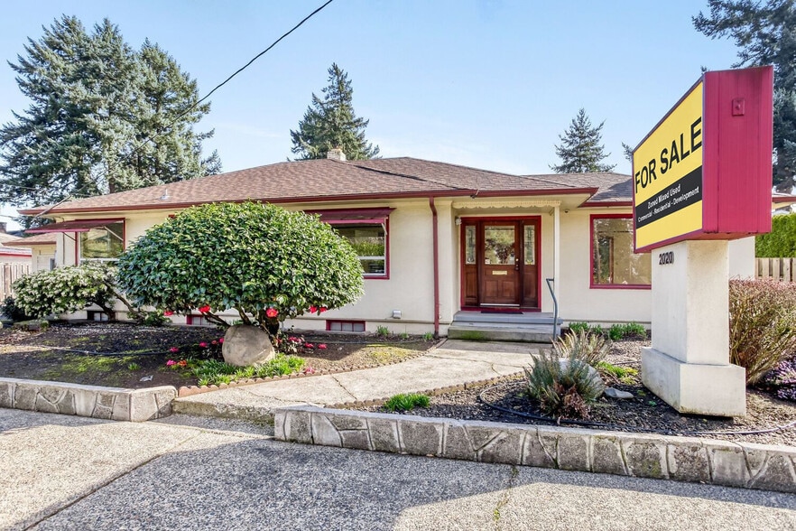 Primary Photo Of 2020 NE 102nd Ave, Portland Medical For Sale
