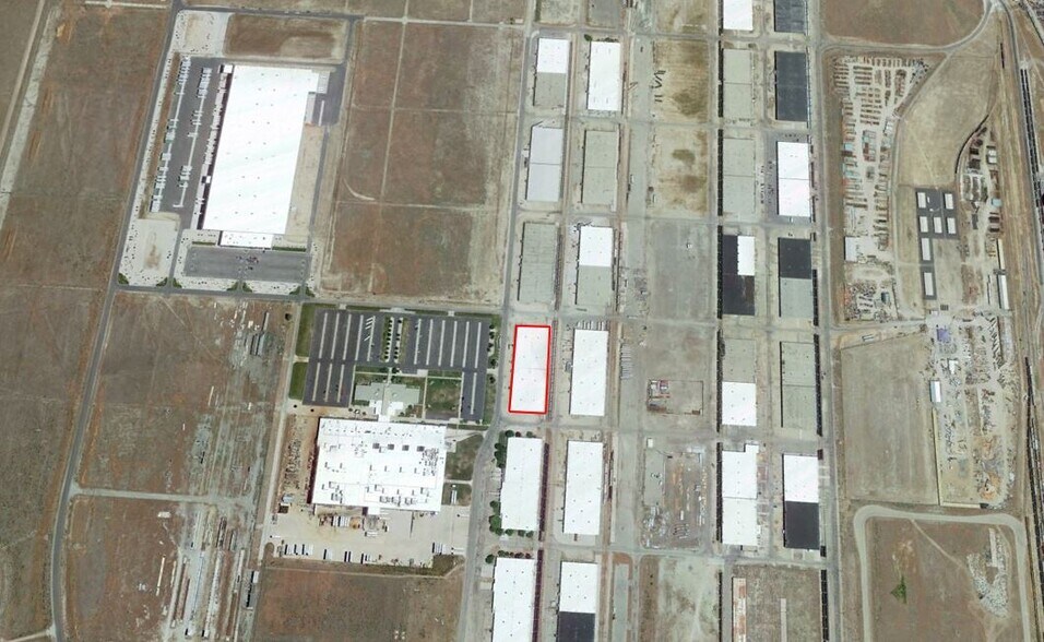 More Photos Of 55 Lodestone Way, Tooele Warehouse For Lease