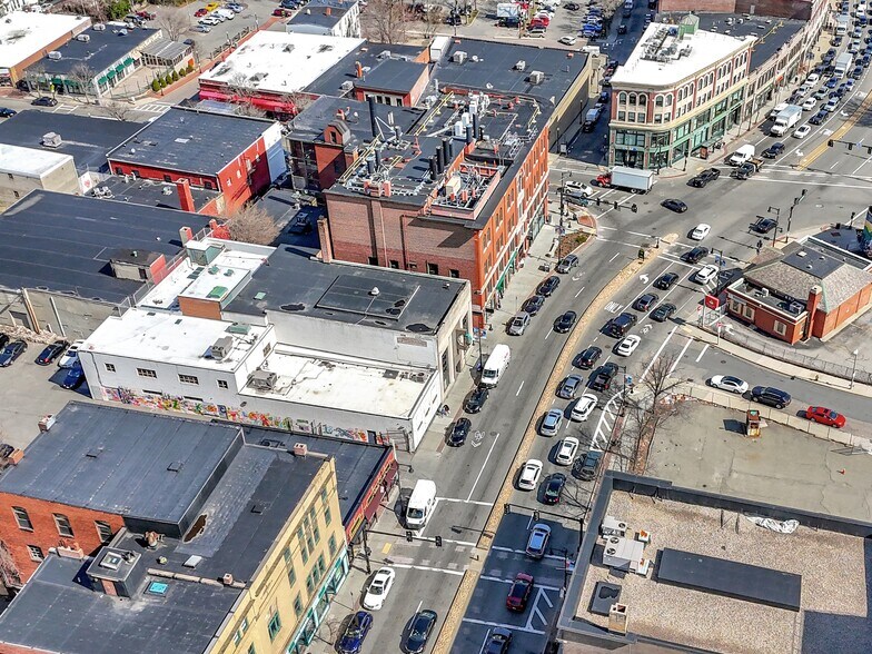 More Photos Of 564-566 Columbia Rd, Dorchester Storefront Retail Residential For Lease