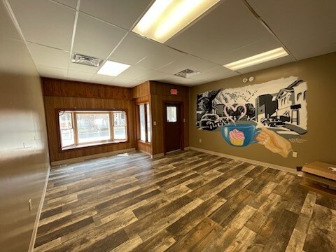 More Photos Of 508 Locust St, Middletown Storefront For Lease