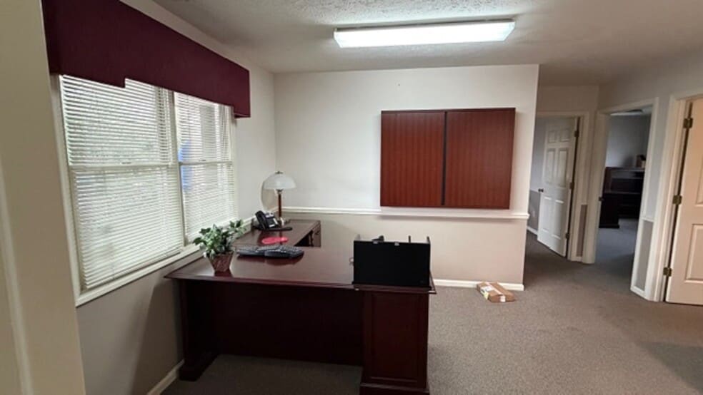 More Photos Of 4922 A Randall Pky, Wilmington Office For Lease