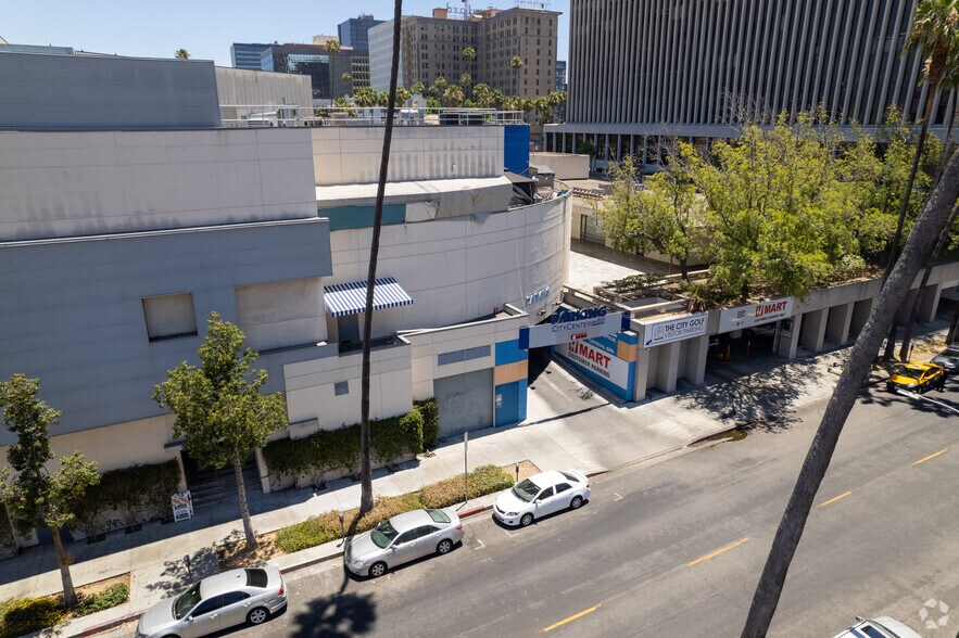 More Photos Of 3500 W 6th St, Los Angeles Storefront For Lease