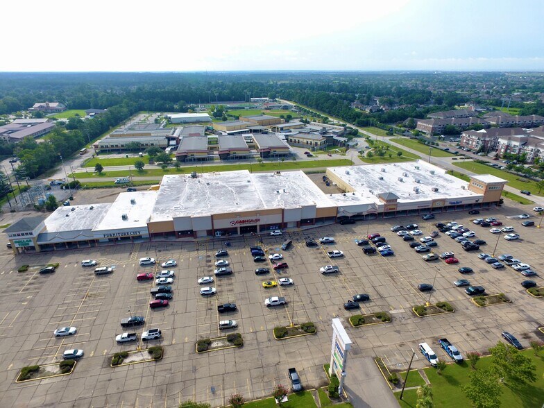 More Photos Of 4000 Pontchartrain Dr, Slidell Unknown For Lease