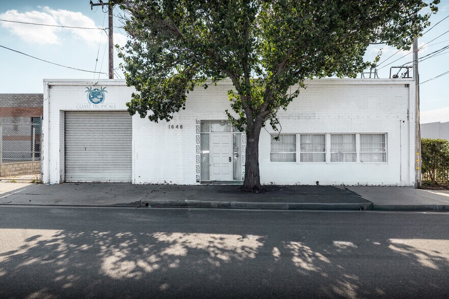 More Photos Of 1646 W 130th St, Gardena Manufacturing For Sale