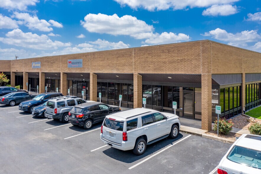 More Photos Of 1850-1900 Grandstand Dr, San Antonio Unknown For Lease