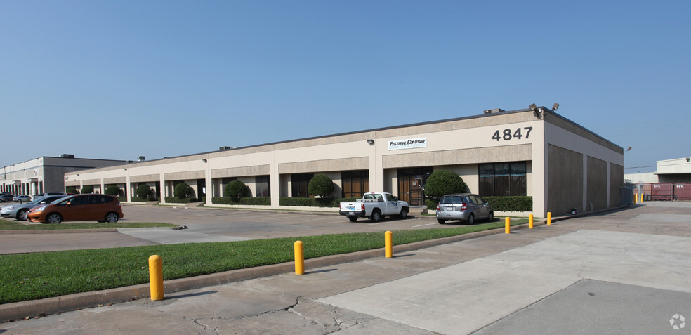 Primary Photo Of 4847 Homestead Rd, Houston Warehouse For Lease