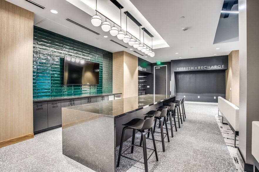 More Photos Of 6100 Tennyson Pky, Plano Unknown For Lease