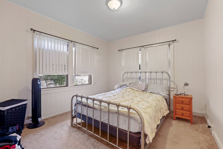 More Photos Of 2606 Nahaku Pl, Honolulu Multifamily For Sale