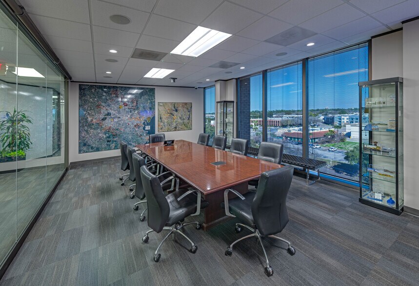 More Photos Of 2600 S Gessner Rd, Houston Office For Sale