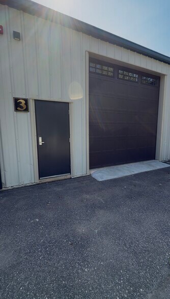More Photos Of 24 Foundry Ave, Meredith Warehouse For Lease