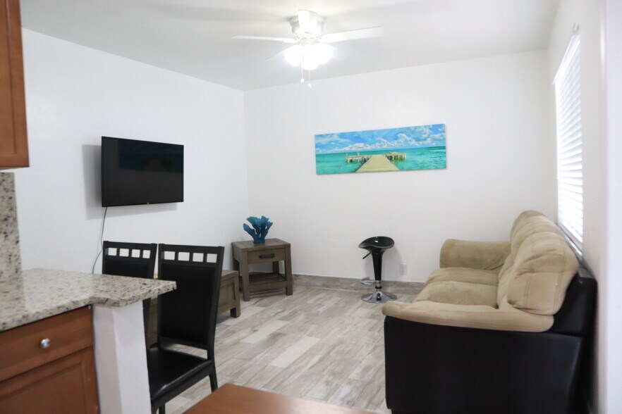 More Photos Of 101-107 Tacoma Ln, West Palm Beach Apartments For Lease