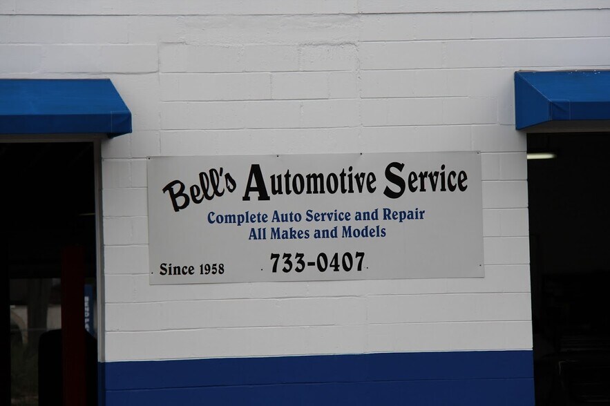 More Photos Of 3536 Morrow St, Jacksonville Auto Repair For Sale