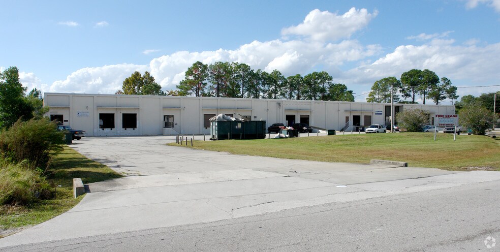 More Photos Of 3028 Mercury Rd, Jacksonville Warehouse For Lease