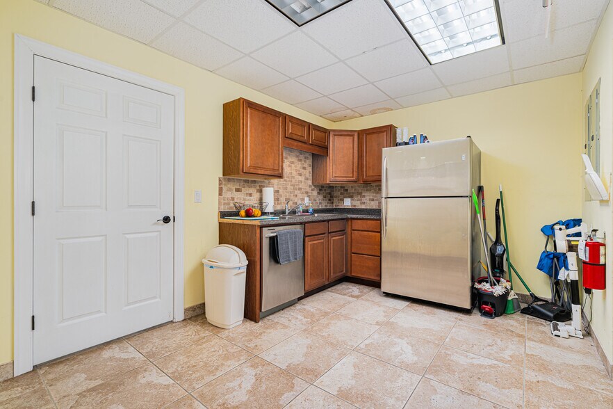 More Photos Of 51 Dunlawton Ave, Port Orange Office For Sale