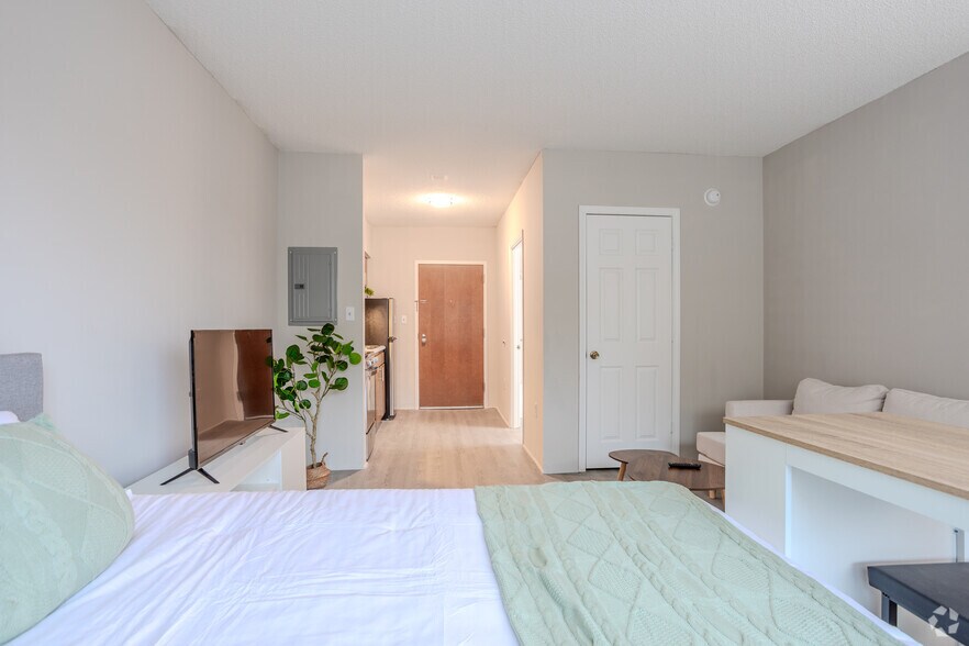 More Photos Of 4700 Westgrove St, Raleigh Apartments For Sale