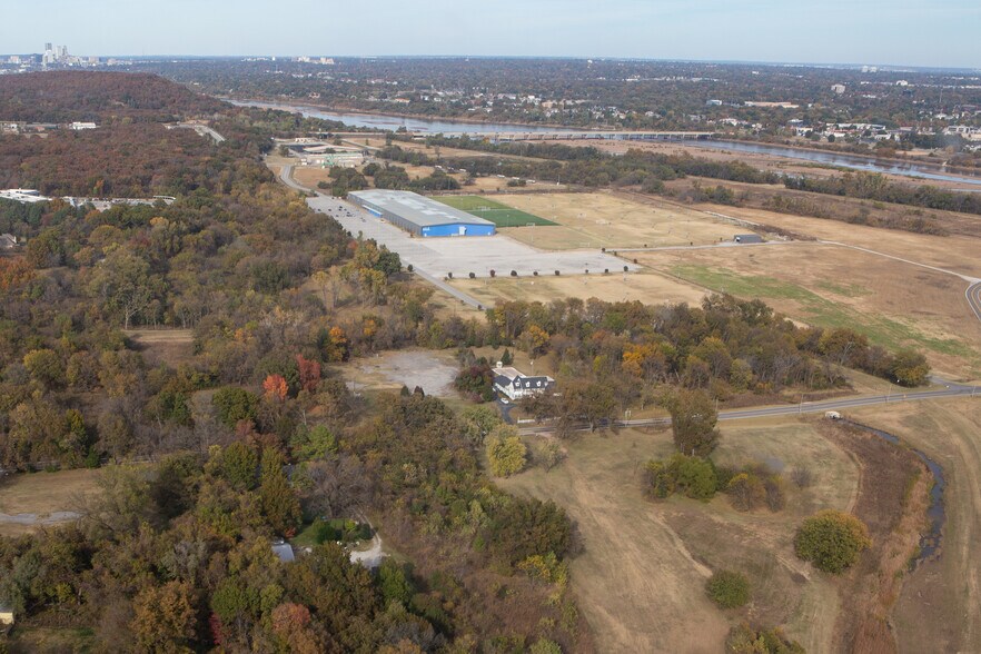 More Photos Of 1 W 81st St, Tulsa Lodge Meeting Hall For Sale