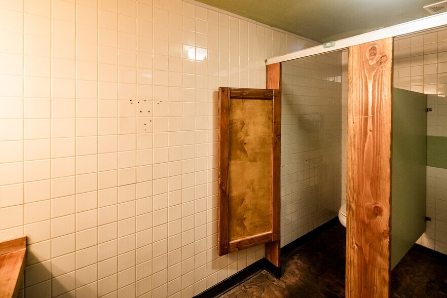 More Photos Of 790 Lake Havasu Ave N, Lake Havasu City Freestanding For Lease