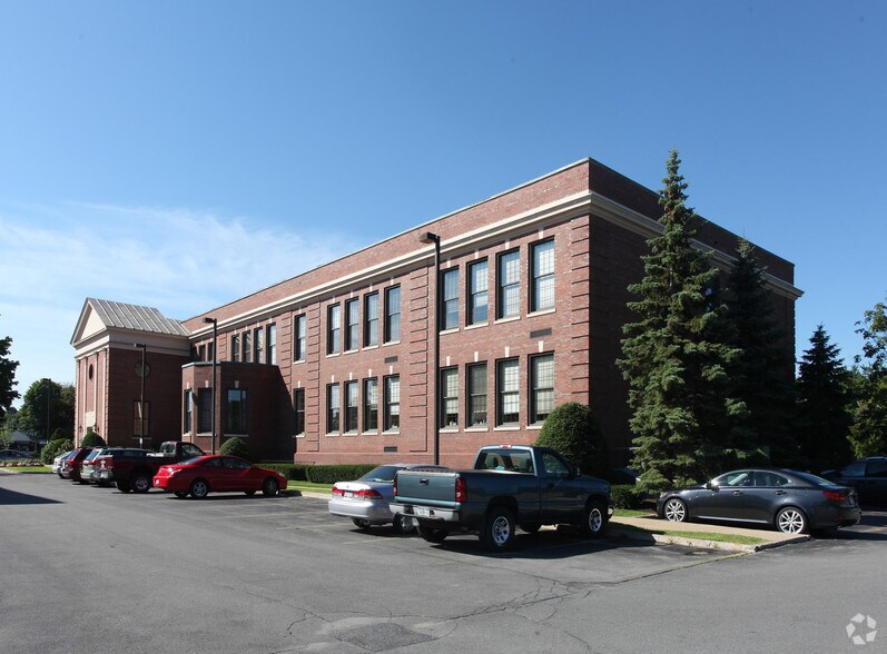 More Photos Of 125 Broad Street St, Glens Falls Medical For Lease