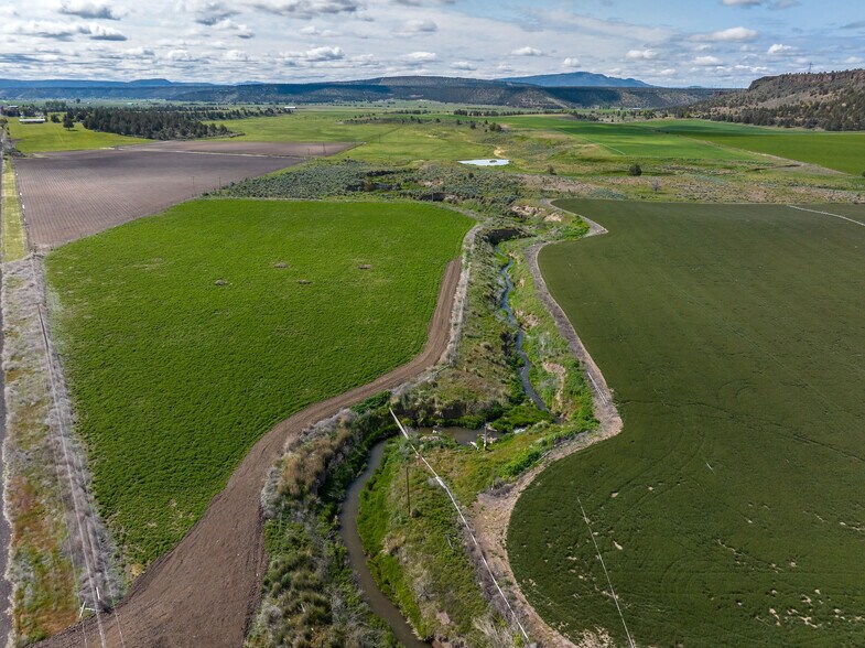 Primary Photo Of 7555 Madras-Prineville hwy, Madras Land For Sale