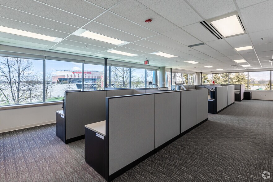 More Photos Of 770 Palladium Dr, Ottawa Office For Lease