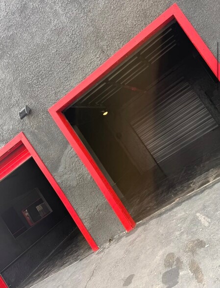 More Photos Of 309 S 1st St, Yakima Flex For Lease