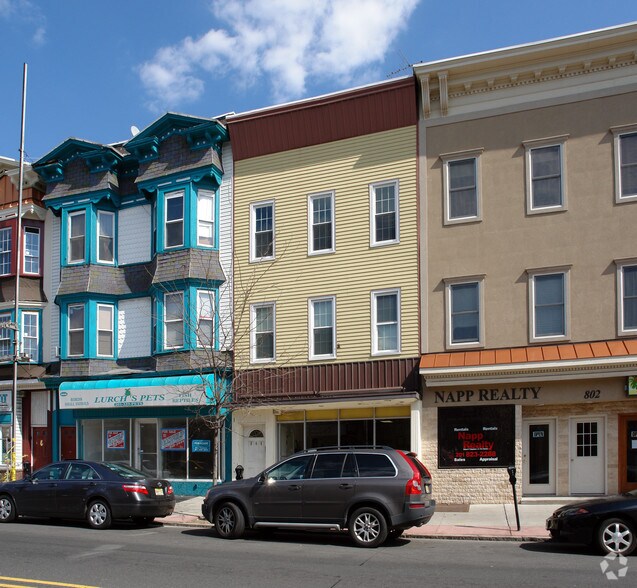 More Photos Of 804 Broadway, Bayonne Storefront Retail Residential For Lease