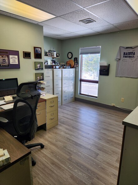 More Photos Of 29 Riverside St, Nashua Medical For Sale