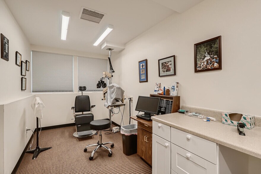 More Photos Of 5353 W Colfax Ave, Denver Office For Sale