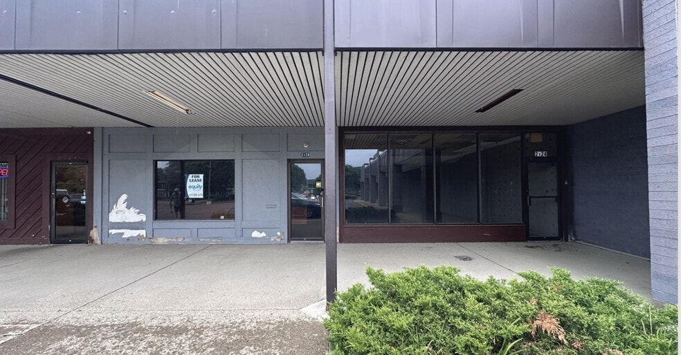 More Photos Of 2100-2144 E Whipp Rd, Dayton General Retail For Lease