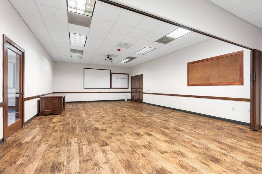 More Photos Of 2200 N FM 3083 Rd W, Conroe Office For Lease