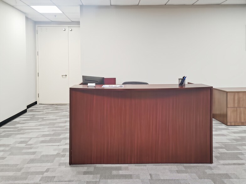 More Photos Of 1300 K St, Modesto Coworking Space