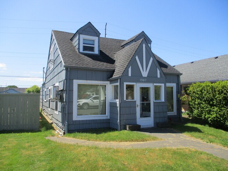 More Photos Of 1907 Simpson Ave, Aberdeen Flex For Sale