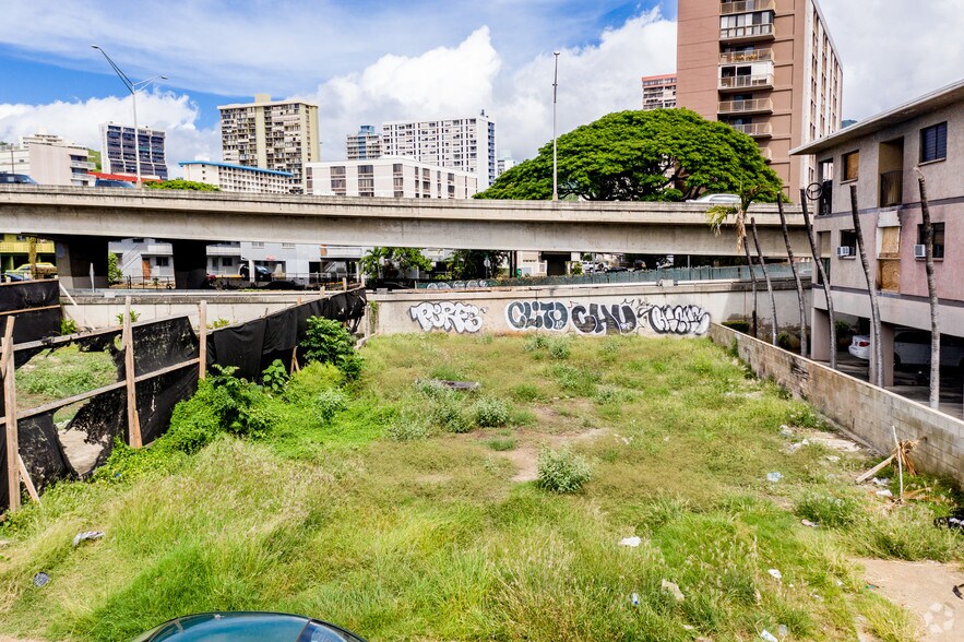 More Photos Of 1234 Matlock Ave, Honolulu Land For Sale