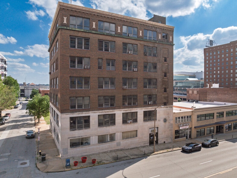 More Photos Of 1700 Olive St, Saint Louis Office For Sale