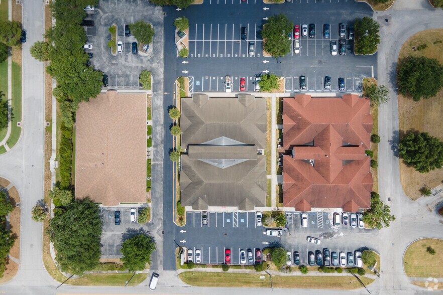 More Photos Of 6921 Pistol Range Rd, Tampa Office For Sale