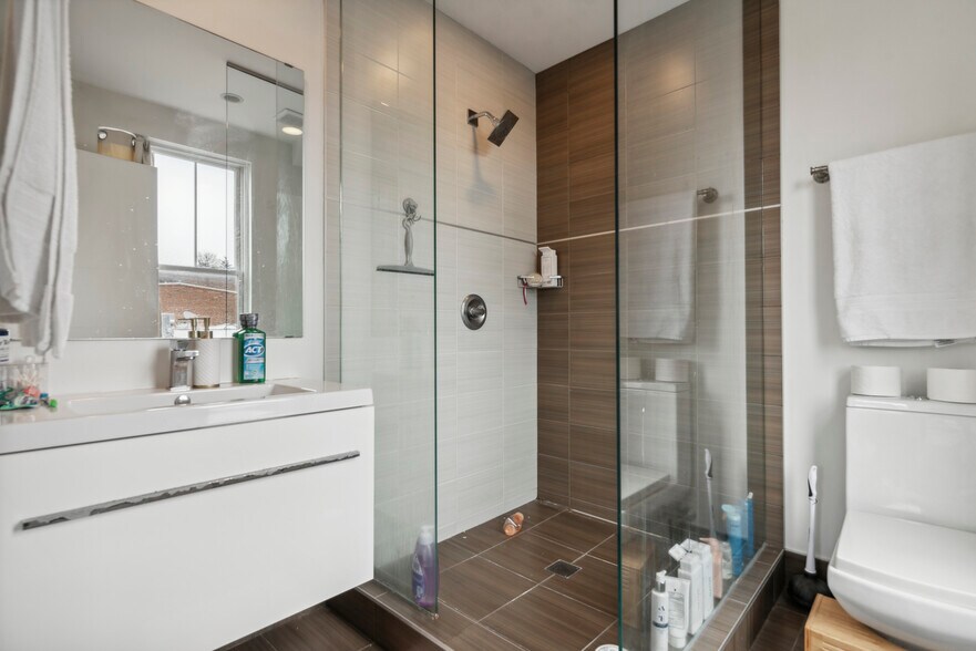 More Photos Of 263 N 3rd St, Philadelphia Apartments For Sale