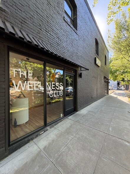 More Photos Of 2020 I St, Sacramento Storefront Retail Office For Lease