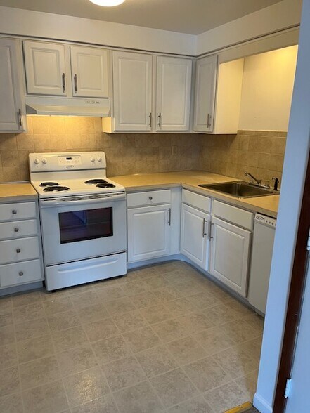 More Photos Of , North Tonawanda Multifamily For Sale