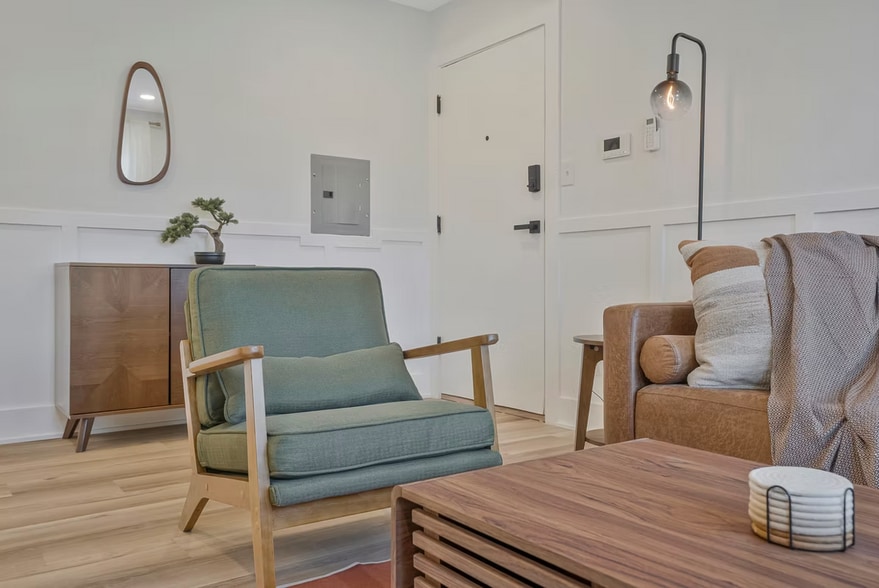 More Photos Of 1217 N Kensington St, Arlington Apartments For Sale