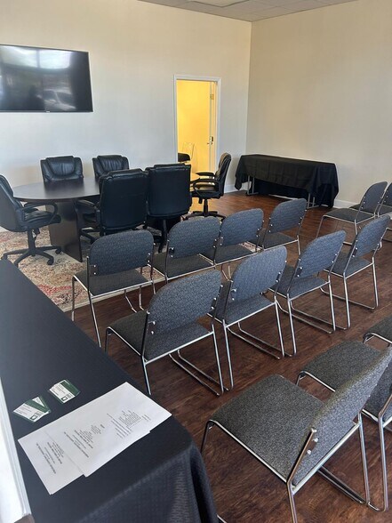 More Photos Of 2001-2031 Hickory Tree Rd, Saint Cloud Unknown For Lease