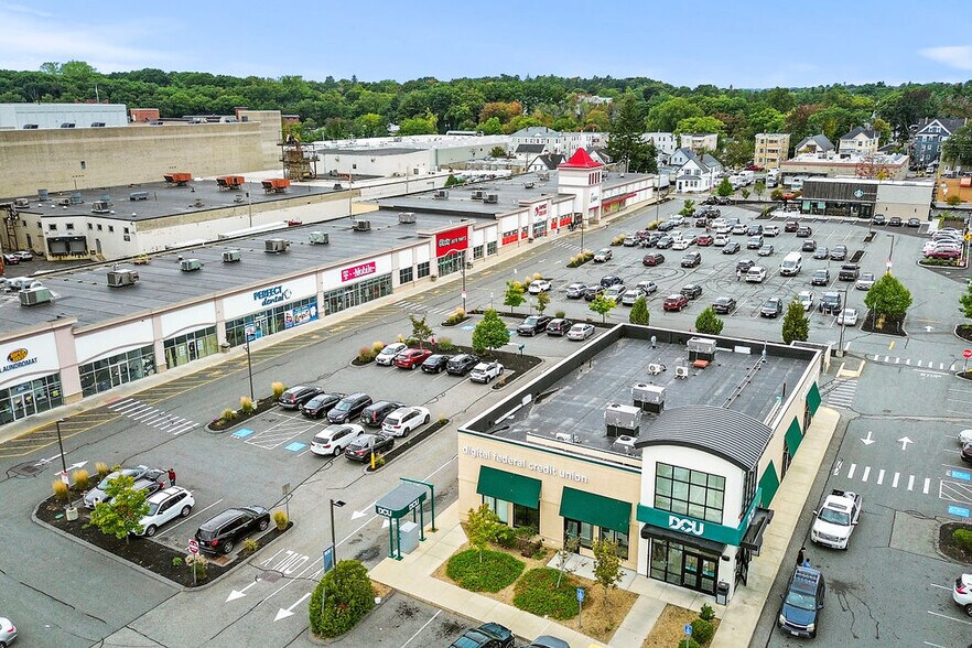 Primary Photo Of 2-6 Broadway, Methuen Storefront For Lease